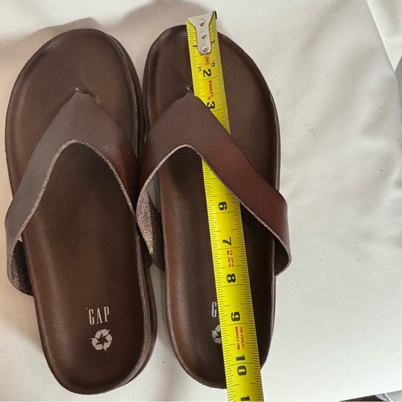 GAP Sz 9 Slides Flip Flop Style Vegan Leather Comfort Insole - Picture 7 of 9